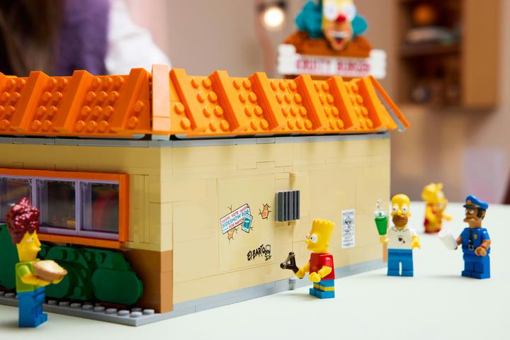 Image du produit LEGO Les Simpson : Krusty Burger (10352, LEGO Icons)