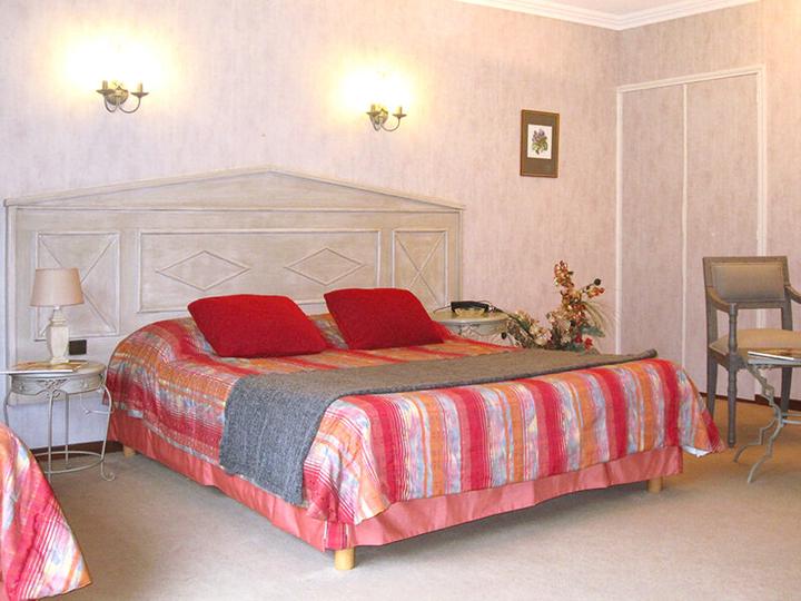 Immagine prodotto Smartbox Anniversaire royal: 2 notti di lusso con piccoli pranzi e pausa relax (2 Persone)