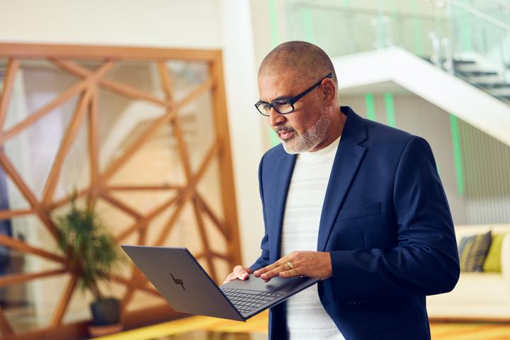 Image du produit HP EliteBook Ultra G1i (14", 1000 Go, 32 Go, DE, Intel Core Ultra 7 258V)