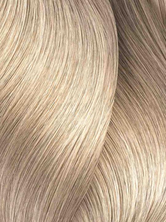 Actual product image L'Oréal Professionnel L'Oréal Dia Light 10,01 Milkshake Platinblond Leicht Asch 60 ml (10.01 Milkshake Platinum Blonde Light Ash)