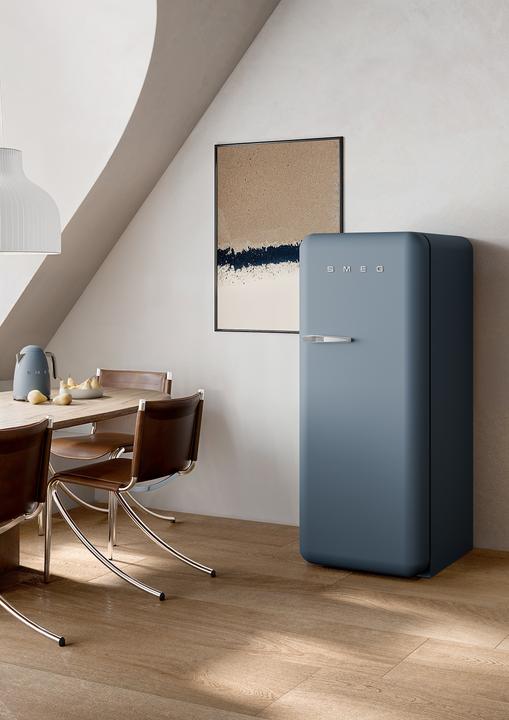 Image du produit Smeg KLF03SBMEU Bouilloire électrique storm blue matt (1.70 l)