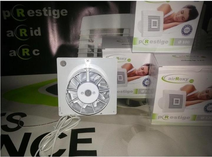 Actual product image Airroxy Wall fan 100 mm 15 W with gravitational lock