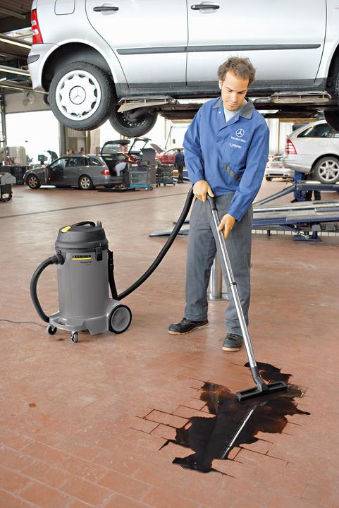 Actual product image Kärcher Professional NT48/1 (Wet dry vacuum cleaner)