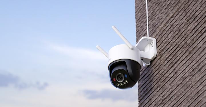 Actual product image Imou Cruiser SC 3K PTZ IP-Wi-Fi Camera (2880 x 1620 Pixels)