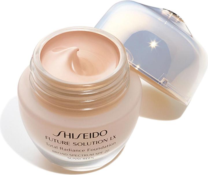 Actual product image Shiseido Total Radiance Foundation (Rose 3)