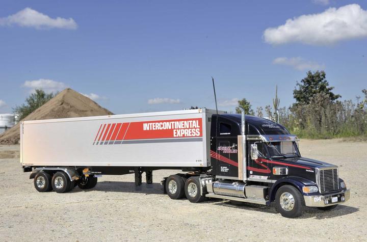 Actual product image Tamiya Knight Hauler (Kit)