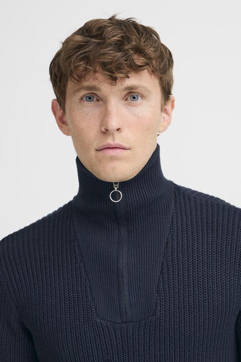 Actual product image Blend deno (M)