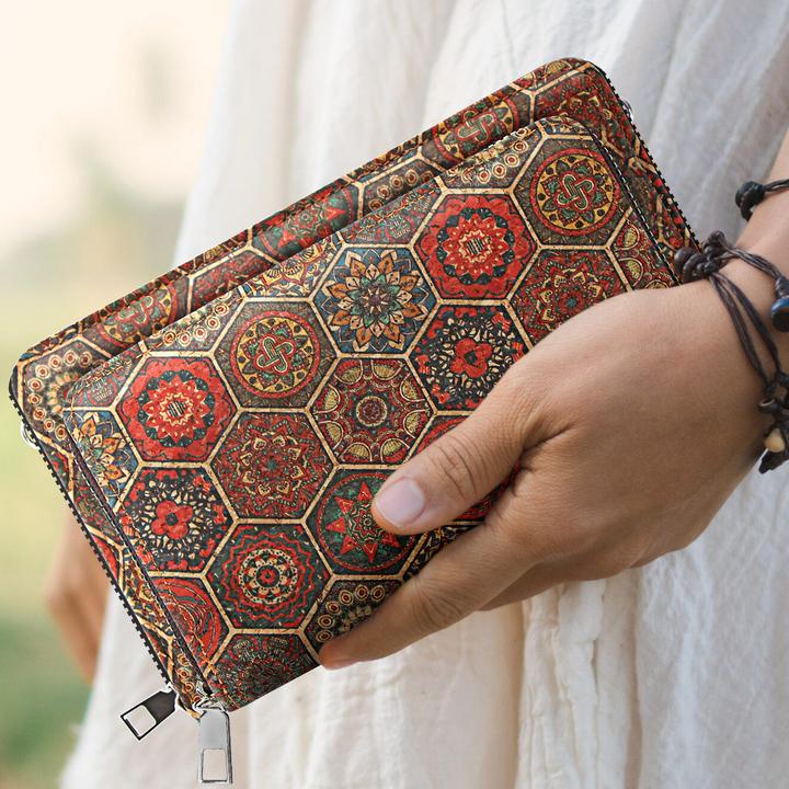 Actual product image Avizar CorkInspire cork bag