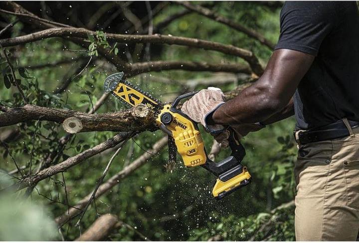 Actual product image DeWalt Cordless pruning saw (Battery chain saw)