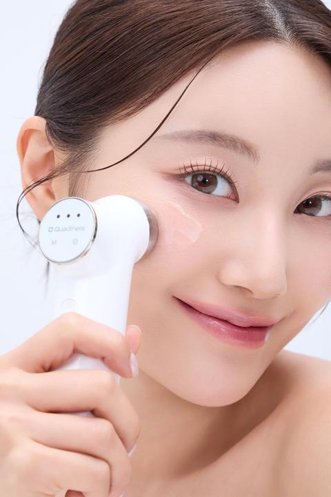Actual product image Quadthera Minitune M1