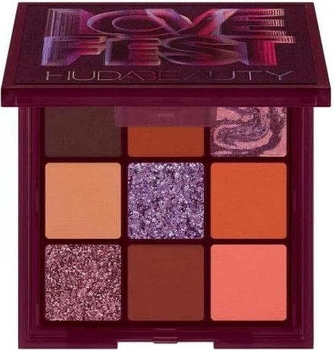 Huda Beauty Lovefest Eye Shadow Palette