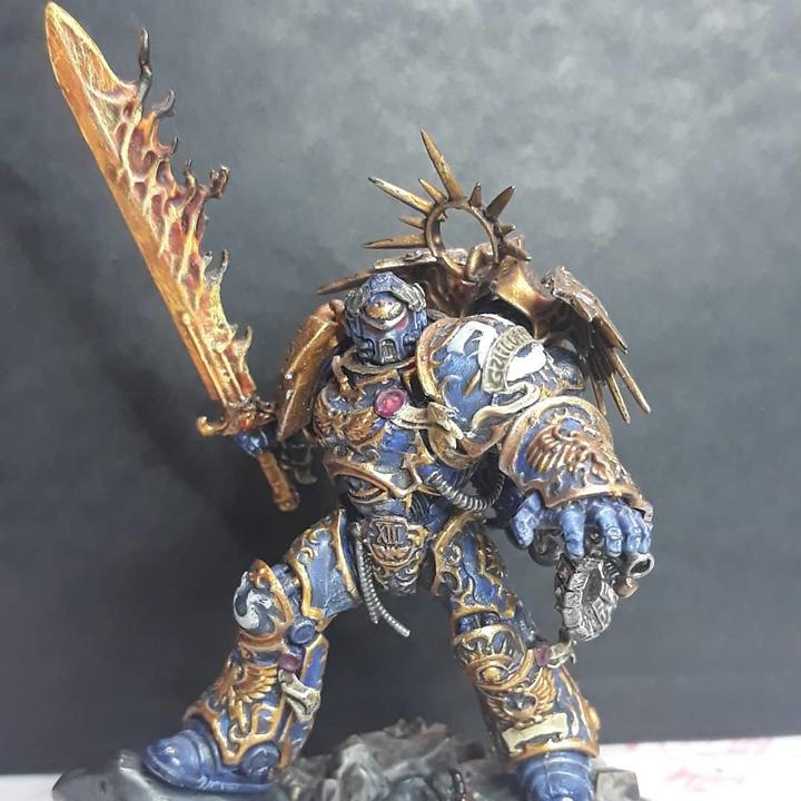 Produktbild Games Workshop Warhammer 40k - Ultramarines Roboute Guilliman (Kunststoff)