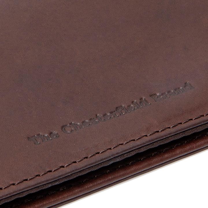 Actual product image The Chesterfield Brand Maplewood glasses case leather 3 cm