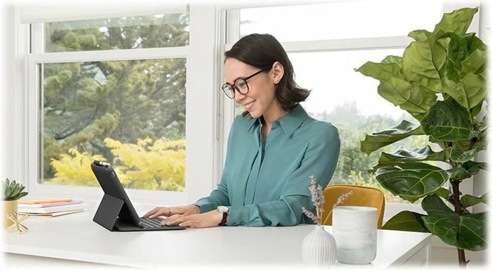 Immagine prodotto Logitech folio sottile (CH, iPad 2019 (7° gene), iPad 2020 (8. Gen), iPad 2021 (9a generazione))