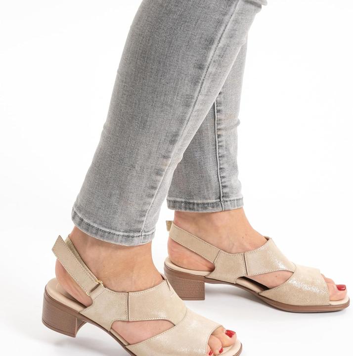 Immagine prodotto Ara Lugano, molto morbide (39)