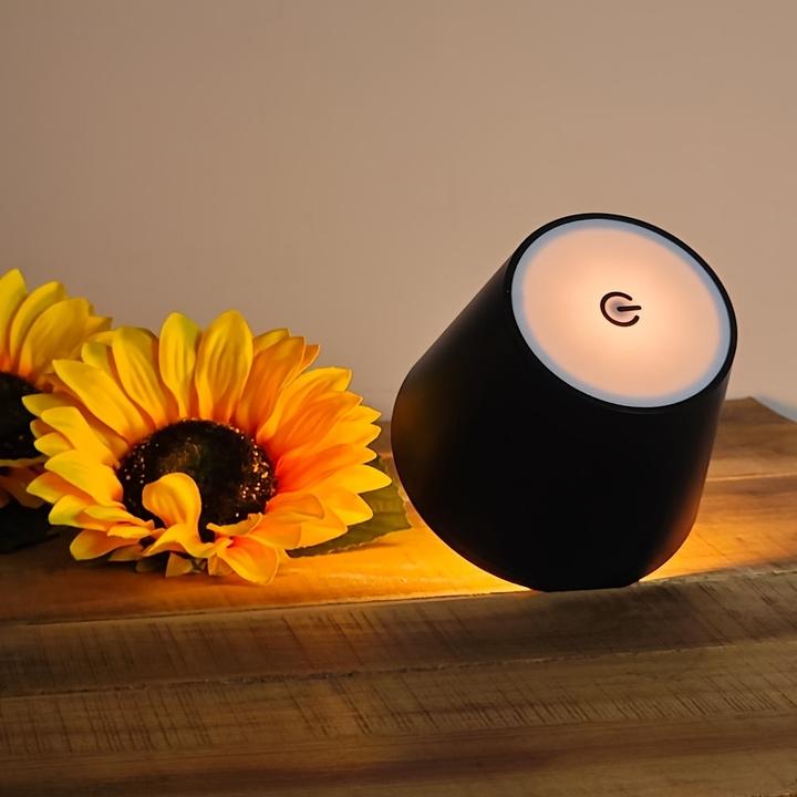 Actual product image PhoneLook USB table lamp