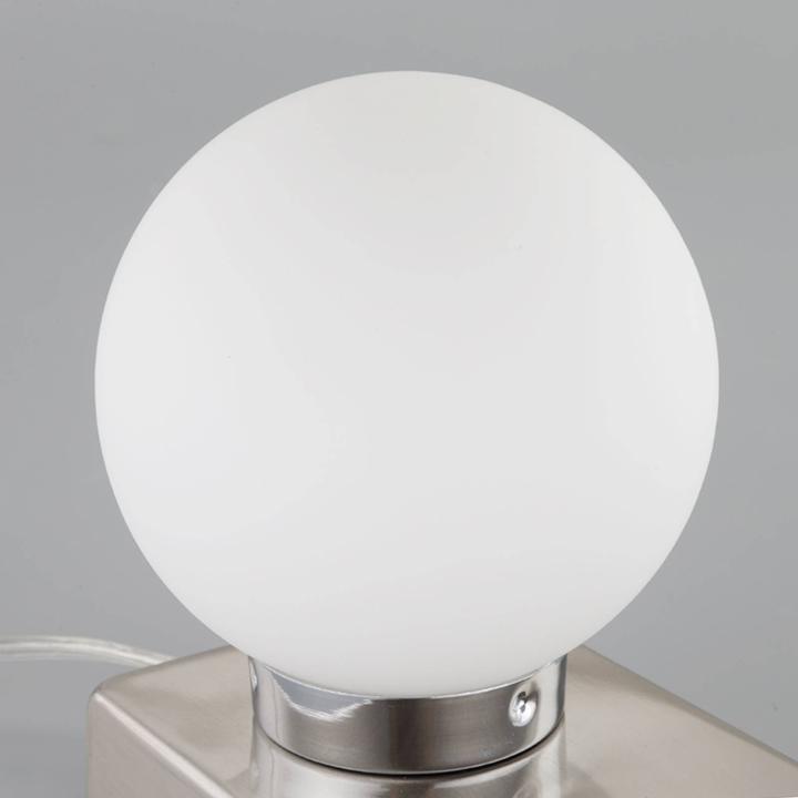 Image du produit Lindby Naomi lampe de table opale/chrome (E14)