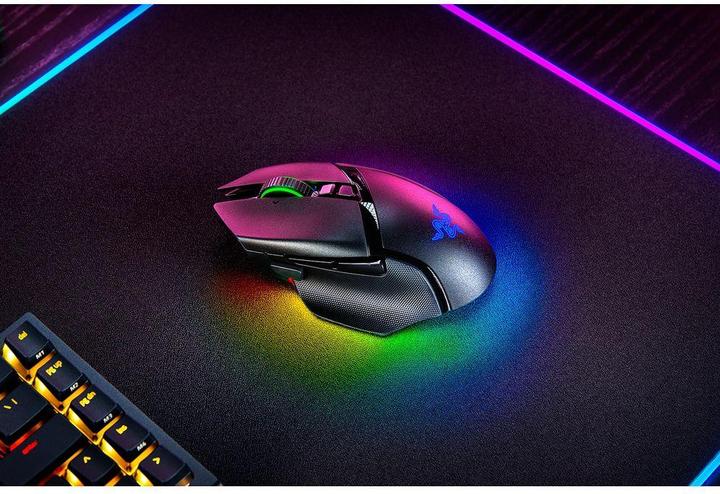Image du produit Razer Basilisk V3 Pro 35K (Sans fil, Filaire)