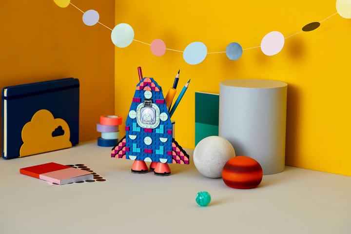 Produktbild LEGO Raketen Stiftehalter (41936, LEGO Dots)