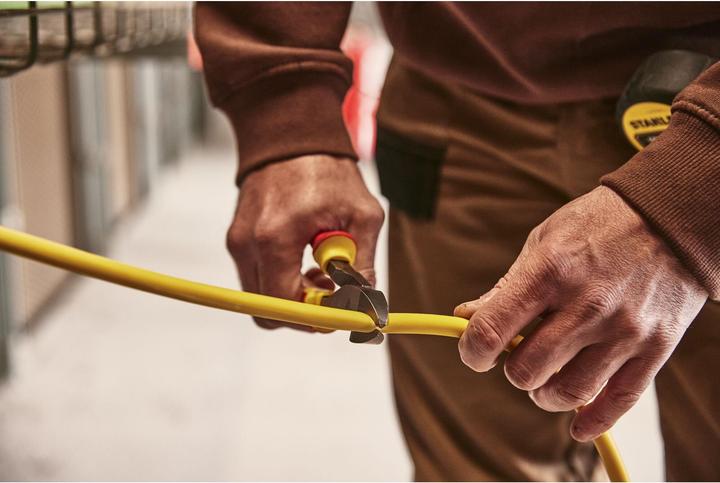 Actual product image Stanley SIDE VDE pliers 180mm (180 mm)