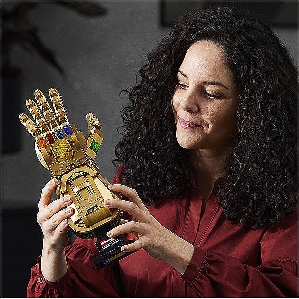 Actual product image LEGO Infinity Glove (76191, LEGO Marvel)