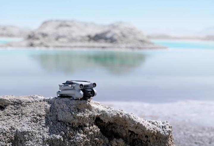 Produktbild DJI Mini 3 Pro mit RC Controller (34 min, 249 g, 48 Mpx)