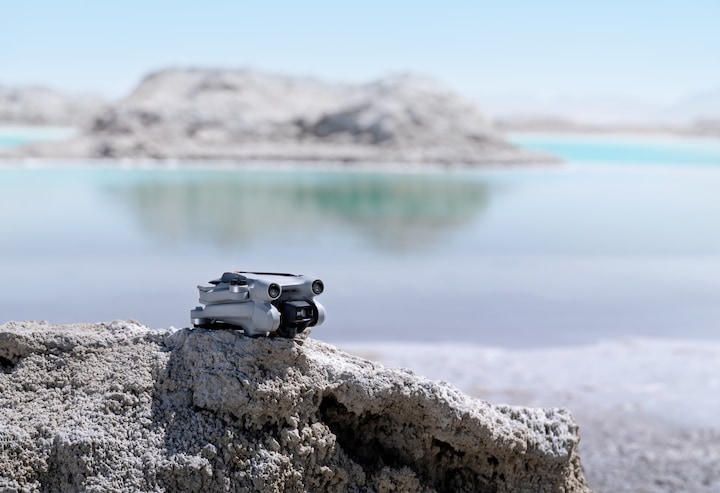 Produktbild DJI Mini 3 Pro mit RC Controller (34 min, 249 g, 48 Mpx)