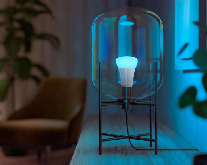 Immagine prodotto Philips Hue White & Color Ambiance BT (E27, 6.50 W, 806 lm, 4 x, F)