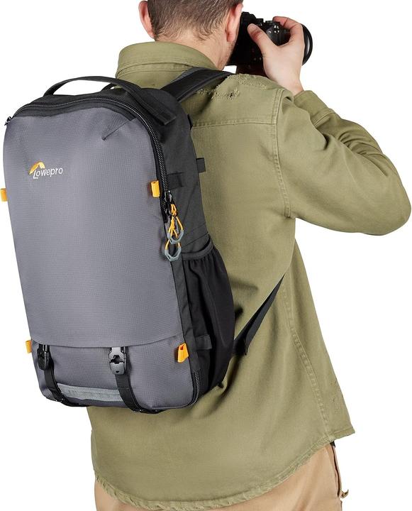 Actual product image Lowepro Trekker Lite Backpack 150 grey (Photo backpack, 18.50 l)