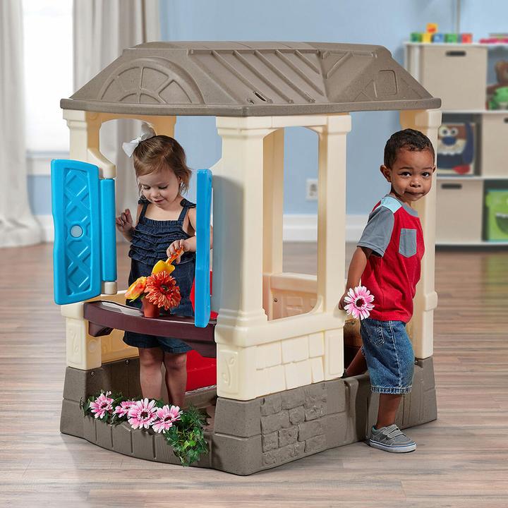 Produktbild Step2 Kinderspielhaus Step 2 Courtyard Cottage 118 x 100 x 83 cm