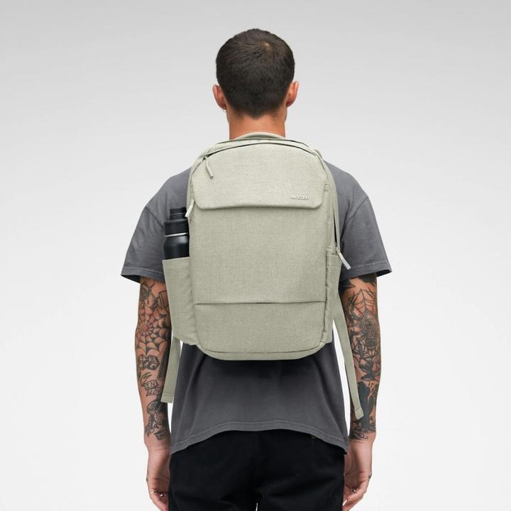 Actual product image Incase Crosstown Compact Backpack 20L - Limestone (20 l)