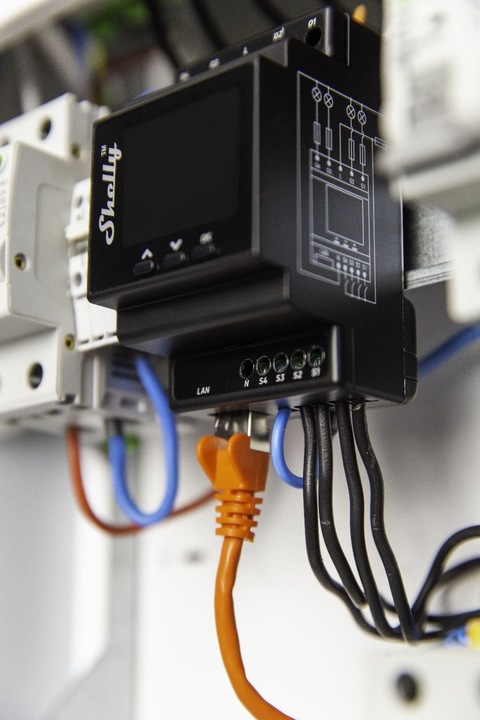 Actual product image Shelly Pro Dual Cover PM (Dimming actuator)