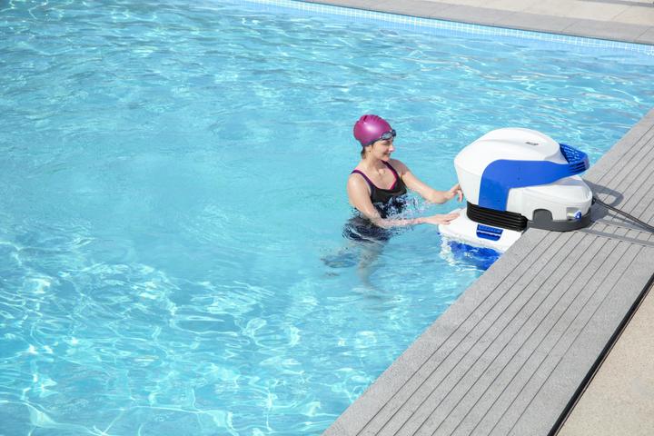 Actual product image Bestway Swimfinity™ counter-current system