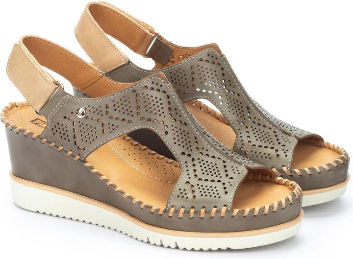 Actual product image Pikolinos Aguadulce (41)