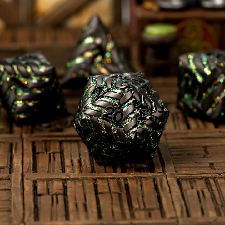 Produktbild Glass Staff Alchemist's Tangle Metal RPG Dice Set