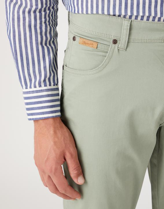 Actual product image Wrangler Texas Slim (40)