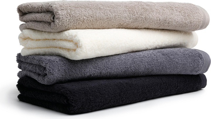 Actual product image Möve Superwuschel sauna towel