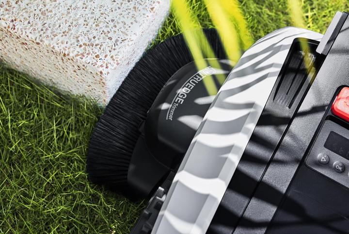 Actual product image Ecovacs Mähroboter (1200 m², Without boundary wire)