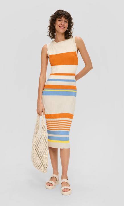 Image du produit s.Oliver Kleid Gestreiftes Maxikleid mit geschlitztem Saum (48)