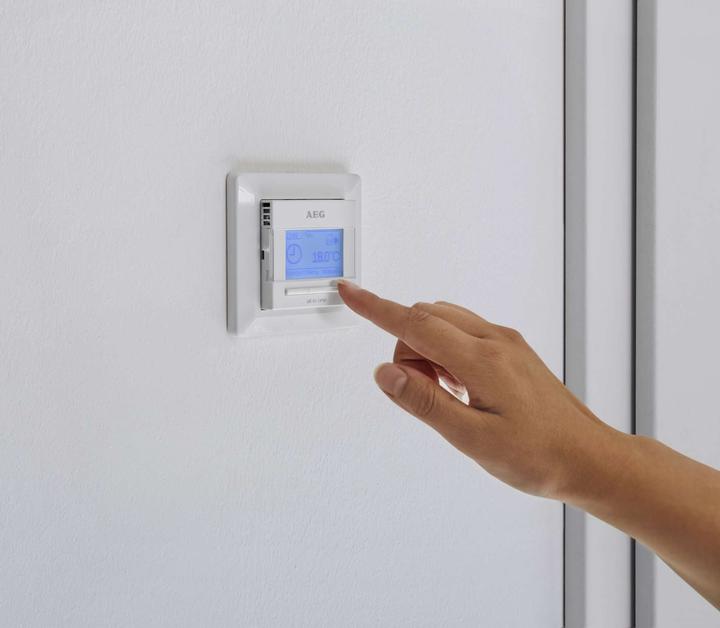 Produktbild AEG Haustechnik FRTD 903 TC Fussboden- und Raumtemperaturregler, Touchscreen mit Farbdisplay, Wochenprogramme