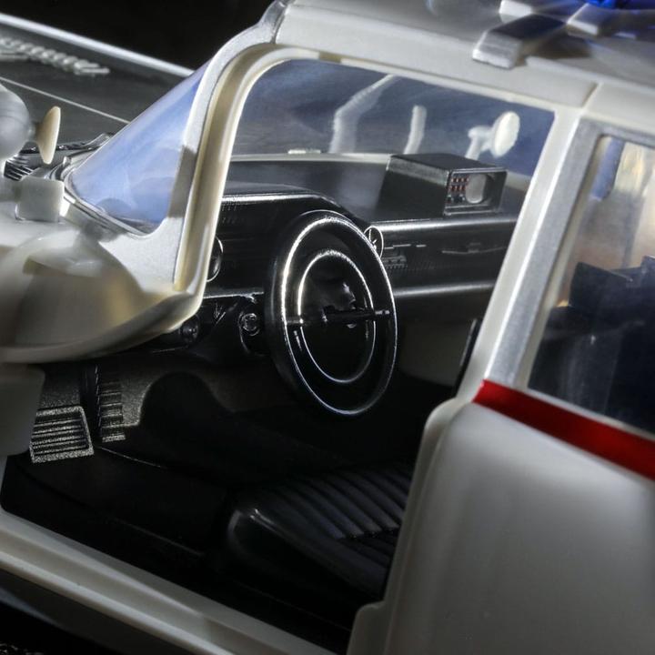 Image du produit Hasbro Ghostbusters Plasma Series Fahrzeug Ecto-1 (1984)
