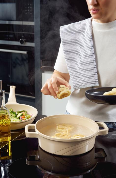 Immagine prodotto Hermia Vetta Pot Set (Set di pentole e padelle da cucina, Alluminio, 22 x 22 cm)