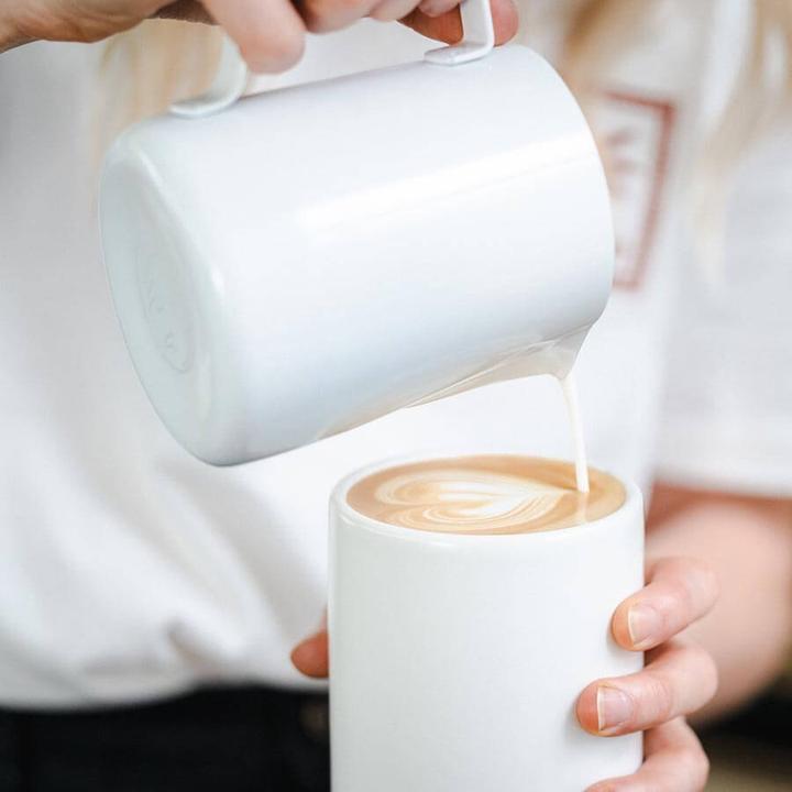 Image du produit Rhino Coffee Gear Pot à lait blanc Rhinowares (CD/RHWH12OZ) (0.36 l)