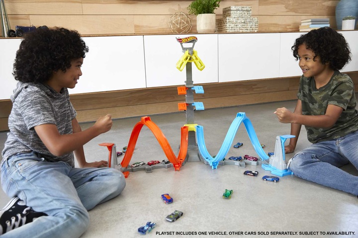Actual product image Hot Wheels Loop & Launch Track set