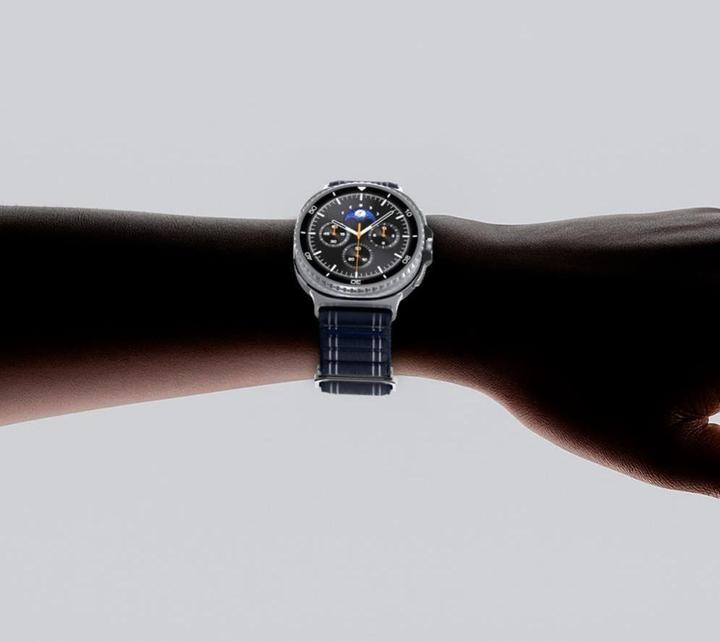 Actual product image Spigen - WBF0 - Samsung Galaxy Watch8 40mm/Watch8 44mm/Watch8 Classic - Navy (20 mm, 22 mm, Fabric, Nylon)