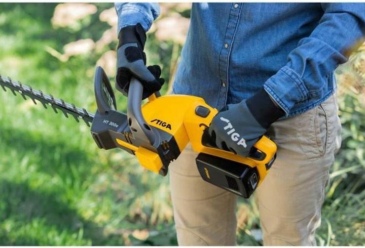 Produktbild Stiga HT 300e Akku Heckenschere inkl. 2. Akku, inkl. Ladegerät 0.4kW 40V Li-Ion 540mm (Akkubetrieb)