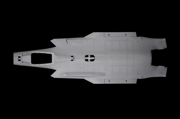 Actual product image Italeri 1:32 Lockheed F-35A Lighting II