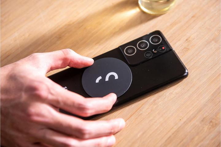 Actual product image ShiftCam SnapGrip Creator Kit (Pomelo)