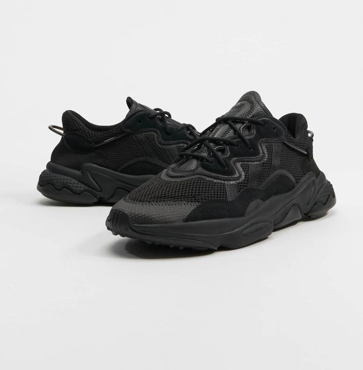 Produktbild adidas Ozweego (45 1/3)