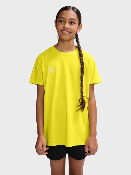 Actual product image hummel HMLGO 2.0 T-SHIRT S/S KIDS (128)